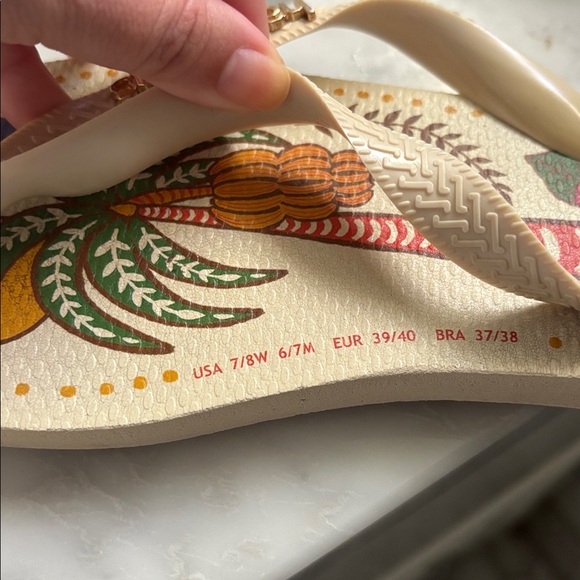 Women’s Farm Rio x Havanaias in Neutral - Picture 3 of 5